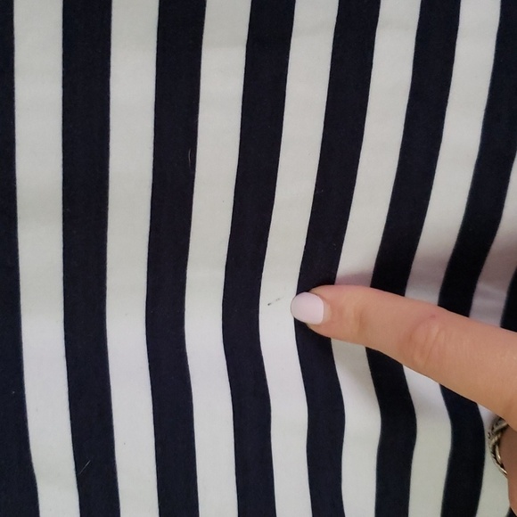 Dressbarn striped summer tank top, coastal nautical vibes, women's medium - Picture 6 of 8